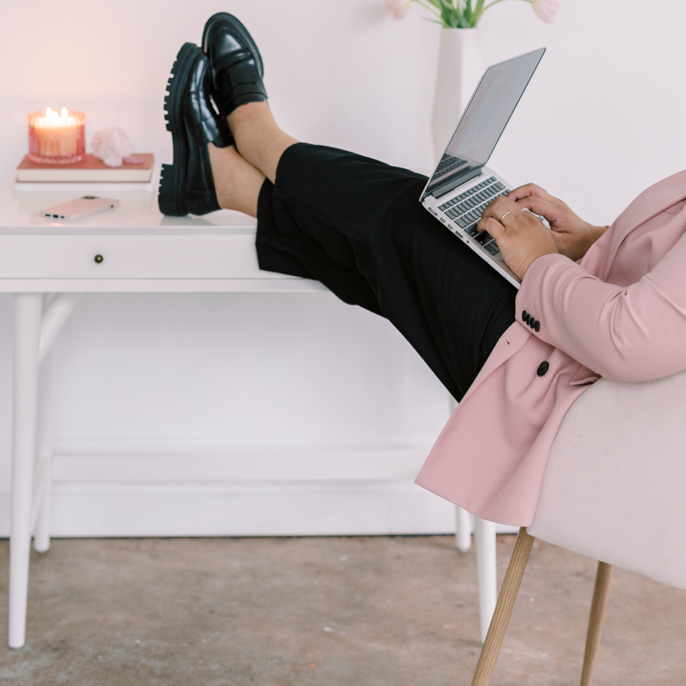 Find out how to get life coaching clients—even if you’re brand new—and start building a profitable coaching business today.
